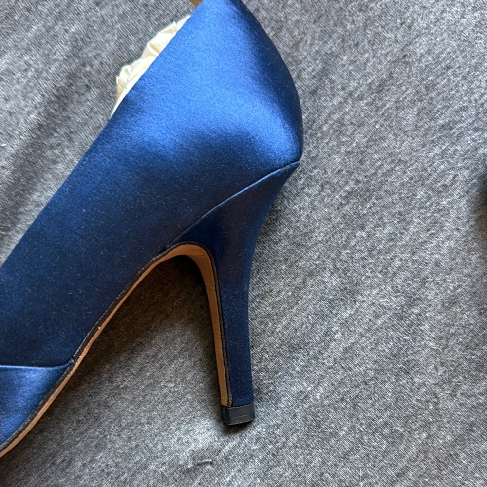 VINTAGE 2000s Y2K Blue Satin Rhinestone Women's Heels - Size 8 (M-standard width - Picture 3 of 4